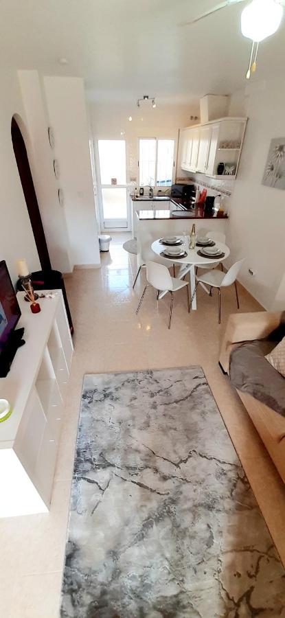 Cozy & Bright Apartment, Villamartin, Orihuela Costa Exterior photo